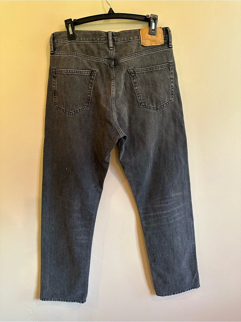 Buck Mason Men's Straight Ford Standard Jeans in Dark Gray Wash Size 31